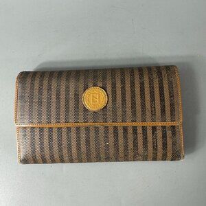 Vintage Fendi Long Bifold Women’s Wallet w/ Check-Book Cover